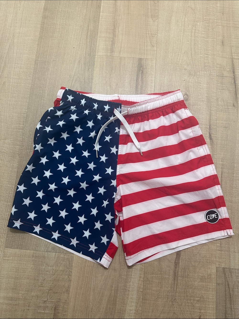 New, Unworn Men’s Cove USA Murica Shorts - 32” Waist